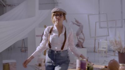 Click to view full size image
==============
Paulina_Goto_-_Nuestro_Amor_Es_Arte_28Video_Oficial29_000030.jpg Paulina_Goto_-_Nuestro_Amor_Es_Arte_28Video_Oficial29_000030.jpg