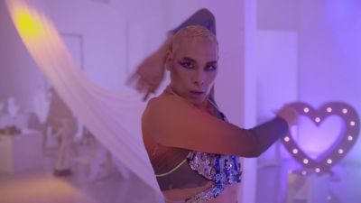 Click to view full size image
==============
Paulina_Goto_-_Nuestro_Amor_Es_Arte_28Video_Oficial29_000083.jpg Paulina_Goto_-_Nuestro_Amor_Es_Arte_28Video_Oficial29_000083.jpg