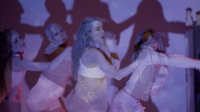 Click to view full size image
==============
Paulina_Goto_-_Nuestro_Amor_Es_Arte_28Video_Oficial29_000140.jpg Paulina_Goto_-_Nuestro_Amor_Es_Arte_28Video_Oficial29_000140.jpg