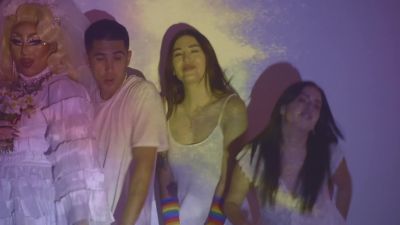 Click to view full size image
==============
Paulina_Goto_-_Nuestro_Amor_Es_Arte_28Video_Oficial29_000188.jpg Paulina_Goto_-_Nuestro_Amor_Es_Arte_28Video_Oficial29_000188.jpg