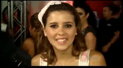 Paulina_Goto_Backstage_de_Premios_Juventud_2011_000025.jpg