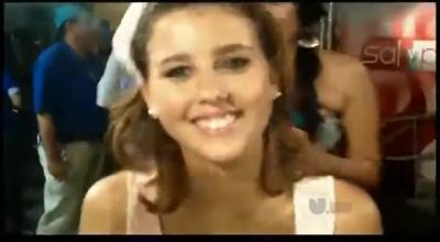 Click to view full size image
==============
Paulina_Goto_Backstage_de_Premios_Juventud_2011_000046.jpg Paulina_Goto_Backstage_de_Premios_Juventud_2011_000046.jpg