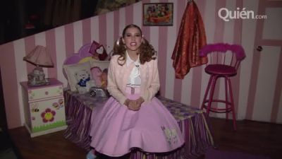 Click to view full size image
==============
Un_dia_con_Paulina_Goto_000250.jpg Un_dia_con_Paulina_Goto_000250.jpg