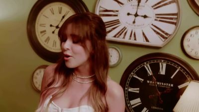 Click to view full size image
==============
Paulina_Goto___Noel_Schajris_-_Llevame_Despacio_28Video_Oficial29_3_000079.jpg Paulina_Goto___Noel_Schajris_-_Llevame_Despacio_28Video_Oficial29_3_000079.jpg