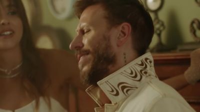 Click to view full size image
==============
Paulina_Goto___Noel_Schajris_-_Llevame_Despacio_28Video_Oficial29_3_000107.jpg Paulina_Goto___Noel_Schajris_-_Llevame_Despacio_28Video_Oficial29_3_000107.jpg