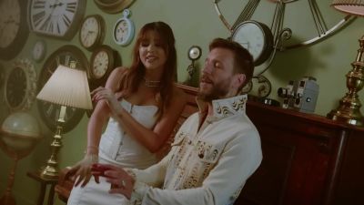 Click to view full size image
==============
Paulina_Goto___Noel_Schajris_-_Llevame_Despacio_28Video_Oficial29_3_000218.jpg Paulina_Goto___Noel_Schajris_-_Llevame_Despacio_28Video_Oficial29_3_000218.jpg