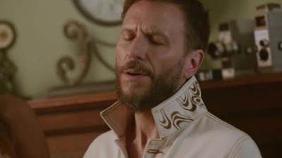 Click to view full size image
==============
Paulina_Goto___Noel_Schajris_-_Llevame_Despacio_28Video_Oficial29_3_000230.jpg Paulina_Goto___Noel_Schajris_-_Llevame_Despacio_28Video_Oficial29_3_000230.jpg