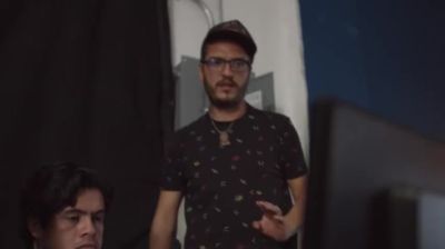 Click to view full size image
==============
Making_Of_Tu_Sigue_000015.jpg Making_Of_Tu_Sigue_000015.jpg