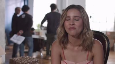 Click to view full size image
==============
Making_Of_Tu_Sigue_000325.jpg Making_Of_Tu_Sigue_000325.jpg