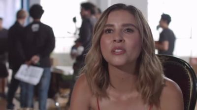 Click to view full size image
==============
Making_Of_Tu_Sigue_000336.jpg Making_Of_Tu_Sigue_000336.jpg