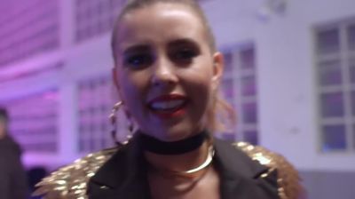 Click to view full size image
==============
Making_Of_Tu_Sigue_000366.jpg Making_Of_Tu_Sigue_000366.jpg