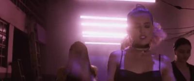 Paulina_Goto_-_Tu_Sigue_28Video_Oficial29_000107.jpg