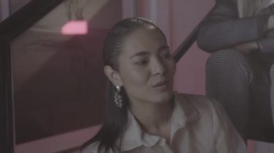 Click to view full size image
==============
Paulina_Goto_-_Rompe_28Behind_the_scenes29_000114.jpg Paulina_Goto_-_Rompe_28Behind_the_scenes29_000114.jpg