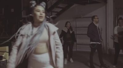 Click to view full size image
==============
Paulina_Goto_-_Rompe_28Behind_the_scenes29_000386.jpg Paulina_Goto_-_Rompe_28Behind_the_scenes29_000386.jpg