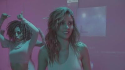 Click to view full size image
==============
Paulina_Goto_-_Rompe_28Behind_the_scenes29_000472.jpg Paulina_Goto_-_Rompe_28Behind_the_scenes29_000472.jpg