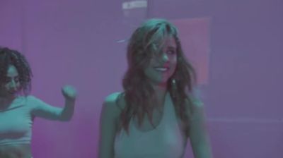 Click to view full size image
==============
Paulina_Goto_-_Rompe_28Behind_the_scenes29_000475.jpg Paulina_Goto_-_Rompe_28Behind_the_scenes29_000475.jpg