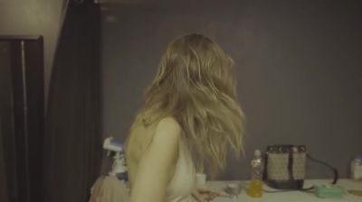 Click to view full size image
==============
Paulina_Goto_-_Rompe_28Behind_the_scenes29_000489.jpg Paulina_Goto_-_Rompe_28Behind_the_scenes29_000489.jpg