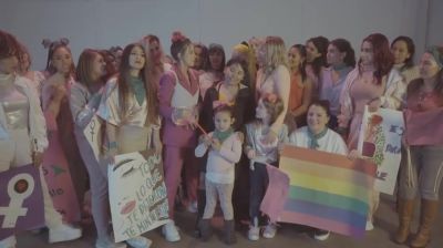 Paulina_Goto_-_Rompe_28Behind_the_scenes29_000522.jpg