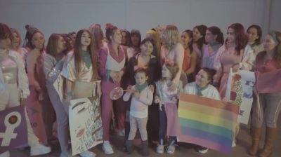 Paulina_Goto_-_Rompe_28Behind_the_scenes29_000523.jpg