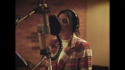 Click to view full size image
==============
Paulina_Goto_-_Making_Of__AbbeyRoadSessions_000130.jpg Paulina_Goto_-_Making_Of__AbbeyRoadSessions_000130.jpg