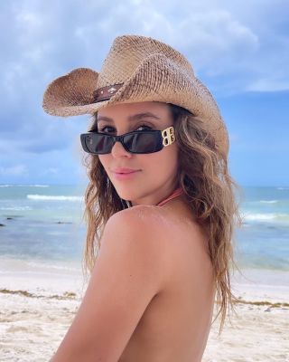 Click to view full size image
==============
Snapinsta_app_363509889_960785825153208_5808377798600886072_n_1080.jpg Snapinsta_app_363509889_960785825153208_5808377798600886072_n_1080.jpg