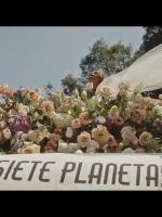 SnapInsta_io-Paulina_Goto_-_Siete_Planetas_28Video_Oficial29_000041.jpg
