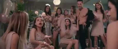 Click to view full size image
==============
VEINTEANERA_DIVORCIADA_Y_FANTASTICA2C_PELICULA_COMPLETA_EN_ESPANOL_28360p29_000424.jpg VEINTEANERA_DIVORCIADA_Y_FANTASTICA2C_PELICULA_COMPLETA_EN_ESPANOL_28360p29_000424.jpg