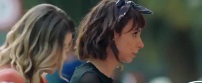 Click to view full size image
==============
VEINTEANERA_DIVORCIADA_Y_FANTASTICA2C_PELICULA_COMPLETA_EN_ESPANOL_28360p29_001452.jpg VEINTEANERA_DIVORCIADA_Y_FANTASTICA2C_PELICULA_COMPLETA_EN_ESPANOL_28360p29_001452.jpg