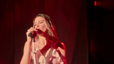 Click to view full size image
==============
Paulina_Goto_-_vete_al_diablo_Ft__Rafa_Loar_28Natural29_000027.jpg Paulina_Goto_-_vete_al_diablo_Ft__Rafa_Loar_28Natural29_000027.jpg