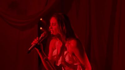 Click to view full size image
==============
Paulina_Goto_-_vete_al_diablo_Ft__Rafa_Loar_28Natural29_000036.jpg Paulina_Goto_-_vete_al_diablo_Ft__Rafa_Loar_28Natural29_000036.jpg