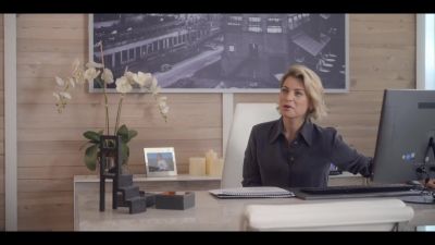 Click to view full size image
==============
Mae_So_Tem_Duas_S01E02_720p_DUAL_COMANDO_TO_001571.jpg Mae_So_Tem_Duas_S01E02_720p_DUAL_COMANDO_TO_001571.jpg