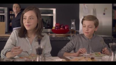 Click to view full size image
==============
Mae_So_Tem_Duas_S01E03_720p_DUAL_COMANDO_TO_000206.jpg Mae_So_Tem_Duas_S01E03_720p_DUAL_COMANDO_TO_000206.jpg