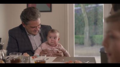 Click to view full size image
==============
Mae_So_Tem_Duas_S01E03_720p_DUAL_COMANDO_TO_000221.jpg Mae_So_Tem_Duas_S01E03_720p_DUAL_COMANDO_TO_000221.jpg