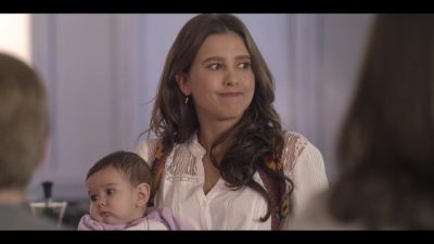 Click to view full size image
==============
Mae_So_Tem_Duas_S01E03_720p_DUAL_COMANDO_TO_000227.jpg Mae_So_Tem_Duas_S01E03_720p_DUAL_COMANDO_TO_000227.jpg