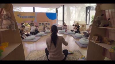 Click to view full size image
==============
Mae_So_Tem_Duas_S01E03_720p_DUAL_COMANDO_TO_000964.jpg Mae_So_Tem_Duas_S01E03_720p_DUAL_COMANDO_TO_000964.jpg