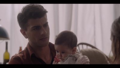 Click to view full size image
==============
Mae_So_Tem_Duas_S01E03_720p_DUAL_COMANDO_TO_001885.jpg Mae_So_Tem_Duas_S01E03_720p_DUAL_COMANDO_TO_001885.jpg