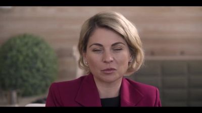 Click to view full size image
==============
Mae_So_Tem_Duas_S01E04_720p_DUAL_COMANDO_TO_000282.jpg Mae_So_Tem_Duas_S01E04_720p_DUAL_COMANDO_TO_000282.jpg