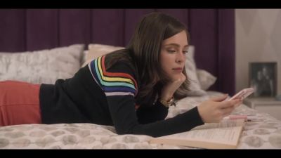 Click to view full size image
==============
Mae_So_Tem_Duas_S01E06_720p_DUAL_COMANDO_TO_000362.jpg Mae_So_Tem_Duas_S01E06_720p_DUAL_COMANDO_TO_000362.jpg