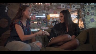 Click to view full size image
==============
Mae_So_Tem_Duas_S01E07_720p_DUAL_COMANDO_TO_000491.jpg Mae_So_Tem_Duas_S01E07_720p_DUAL_COMANDO_TO_000491.jpg