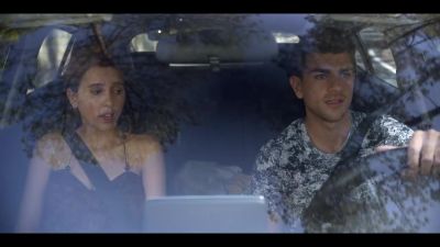 Click to view full size image
==============
Mae_So_Tem_Duas_S01E07_720p_DUAL_COMANDO_TO_000550.jpg Mae_So_Tem_Duas_S01E07_720p_DUAL_COMANDO_TO_000550.jpg