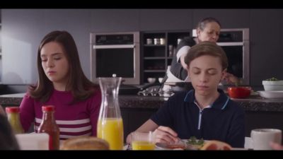 Click to view full size image
==============
Mae_So_Tem_Duas_S02E01_720p_DUB__CineRCI_000159.jpg Mae_So_Tem_Duas_S02E01_720p_DUB__CineRCI_000159.jpg