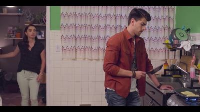 Click to view full size image
==============
Mae_So_Tem_Duas_S02E01_720p_DUB__CineRCI_001601.jpg Mae_So_Tem_Duas_S02E01_720p_DUB__CineRCI_001601.jpg