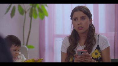 Click to view full size image
==============
Mae_So_Tem_Duas_S02E02_720p_DUB__CineRCI_000347.jpg Mae_So_Tem_Duas_S02E02_720p_DUB__CineRCI_000347.jpg