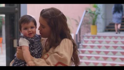 Click to view full size image
==============
Mae_So_Tem_Duas_S02E03_720p_DUB__CineRCI_001162.jpg Mae_So_Tem_Duas_S02E03_720p_DUB__CineRCI_001162.jpg