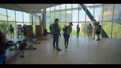 Click to view full size image
==============
Mae_So_Tem_Duas_S02E06_720p_DUB__CineRCI_000590.jpg Mae_So_Tem_Duas_S02E06_720p_DUB__CineRCI_000590.jpg