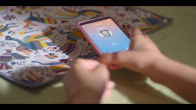 Click to view full size image
==============
Mae_So_Tem_Duas_-_Episodio_3x1_000384.jpg Mae_So_Tem_Duas_-_Episodio_3x1_000384.jpg