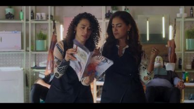 Click to view full size image
==============
Mae_So_Tem_Duas_-_Episodio_3x1_000536.jpg Mae_So_Tem_Duas_-_Episodio_3x1_000536.jpg