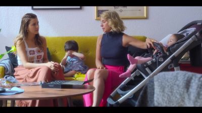 Click to view full size image
==============
Mae_So_Tem_Duas_-_Episodio_3x1_001343.jpg Mae_So_Tem_Duas_-_Episodio_3x1_001343.jpg