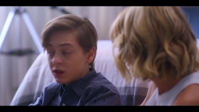 Click to view full size image
==============
Mae_So_Tem_Duas_-_Episodio_3x1_002189.jpg Mae_So_Tem_Duas_-_Episodio_3x1_002189.jpg