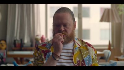 Click to view full size image
==============
Mae_So_Tem_Duas_-_Episodio_3x2_000518.jpg Mae_So_Tem_Duas_-_Episodio_3x2_000518.jpg